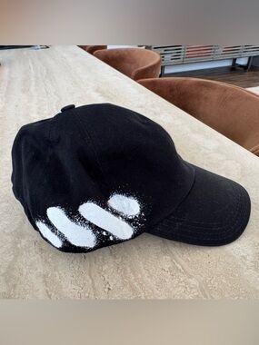 Unisex Off-White Black baseball hat